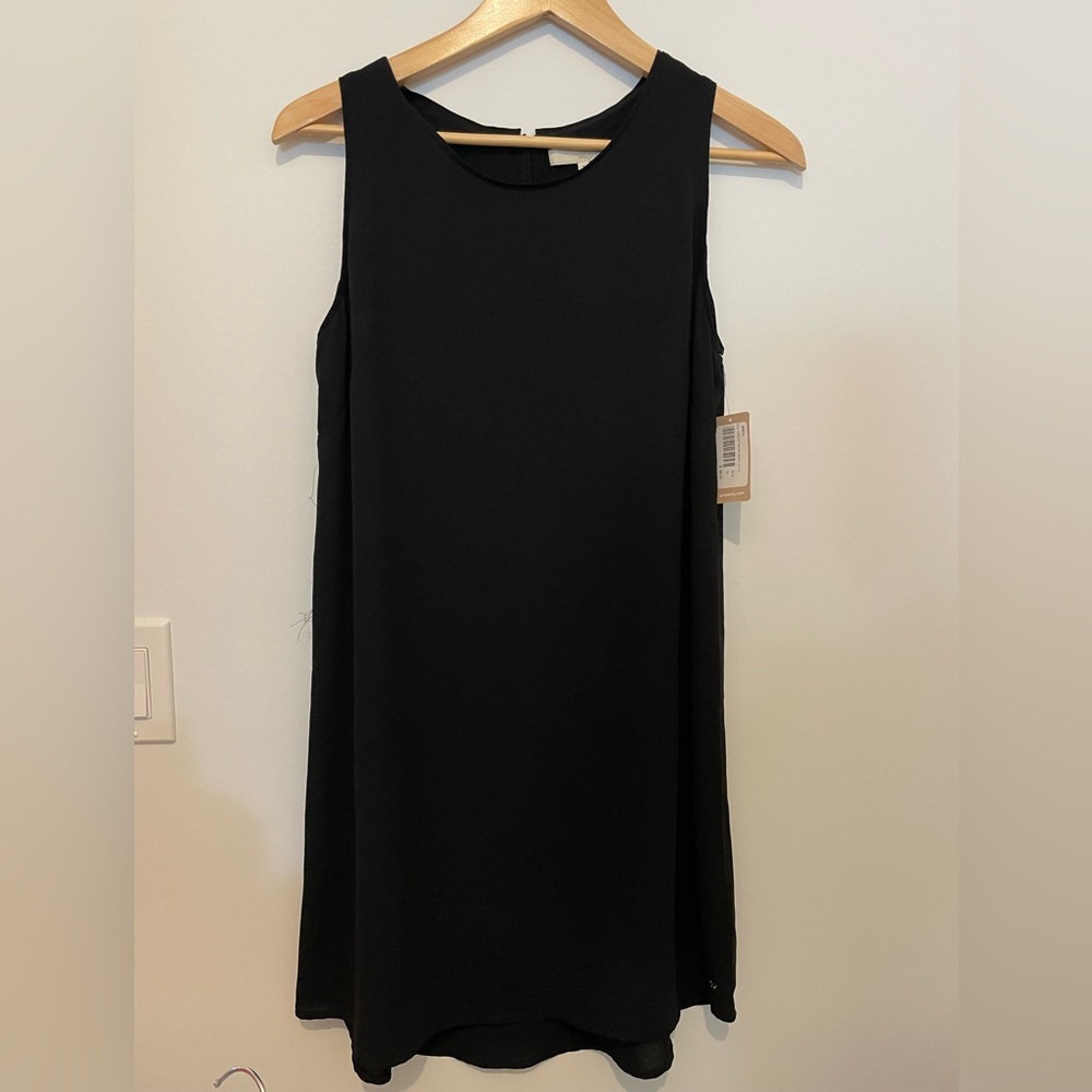 Black Sleeveless Dress